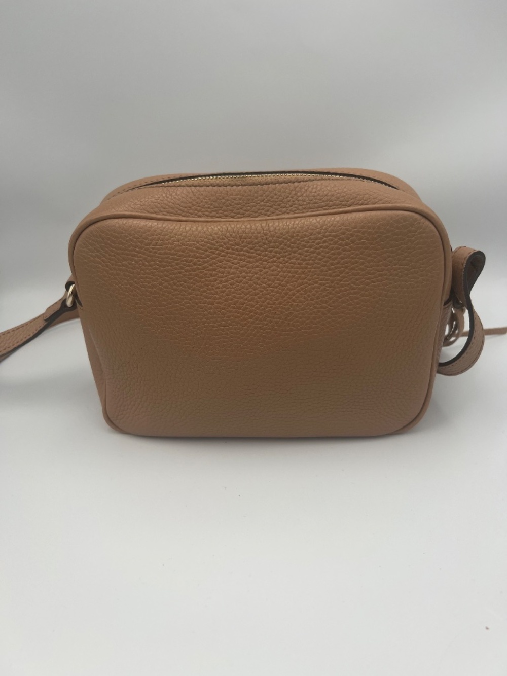 GUCCI Pebbled Calfskin Small Soho Disco Bag Preloved - Picture 2 of 15